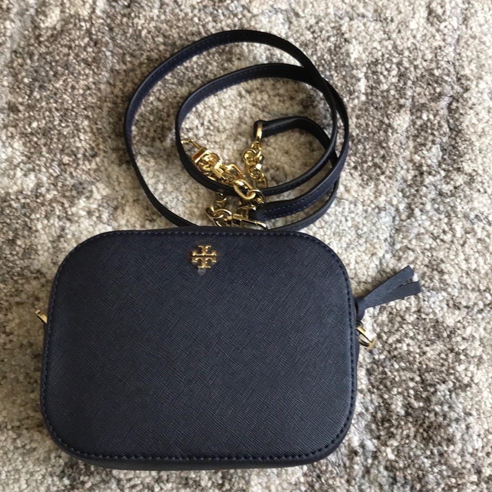 NWT Tory Burch Emerson Round Crossbody